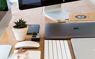 FC足球世界 | 拉玛西亚产出的“奶龙”一枚...