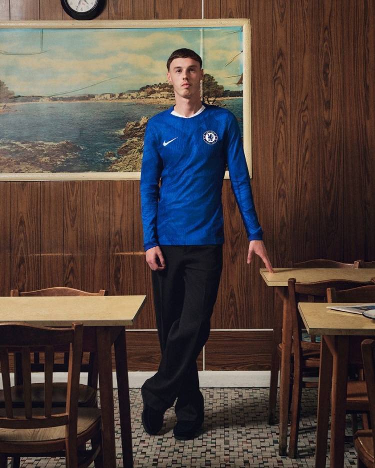 切尔西公布新赛季球衣，采用纹理撞色印花&amp;蓝色与亮色相映成趣